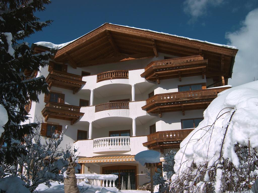 Landhotel Eva Kirchberg in Tirol Ngoại thất bức ảnh